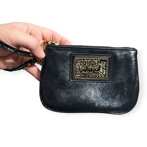 Coach Daisy Liquid Gloss Small Patent Leather Black & Gold Wristlet